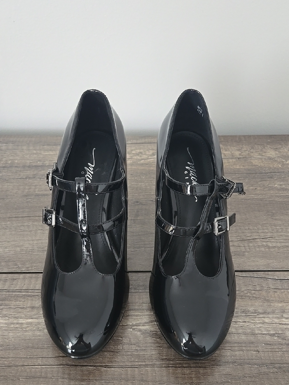 🖤 Patent Perfection: Mackin Girl Double Strap Mary Janes 🖤